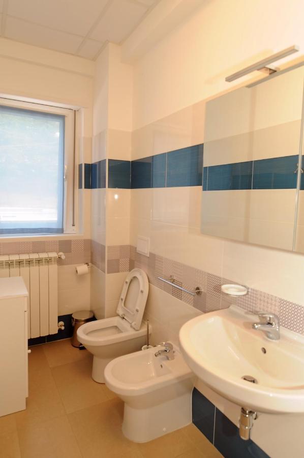 Casa Ospitalita San Giuseppe Bed & Breakfast L'Aquila Bagian luar foto