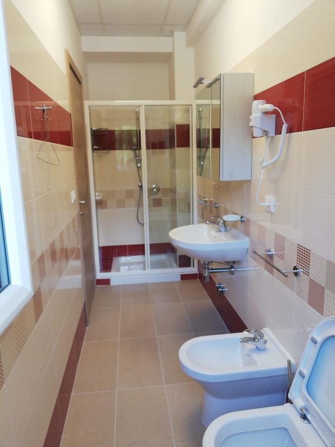 Casa Ospitalita San Giuseppe Bed & Breakfast L'Aquila Bagian luar foto